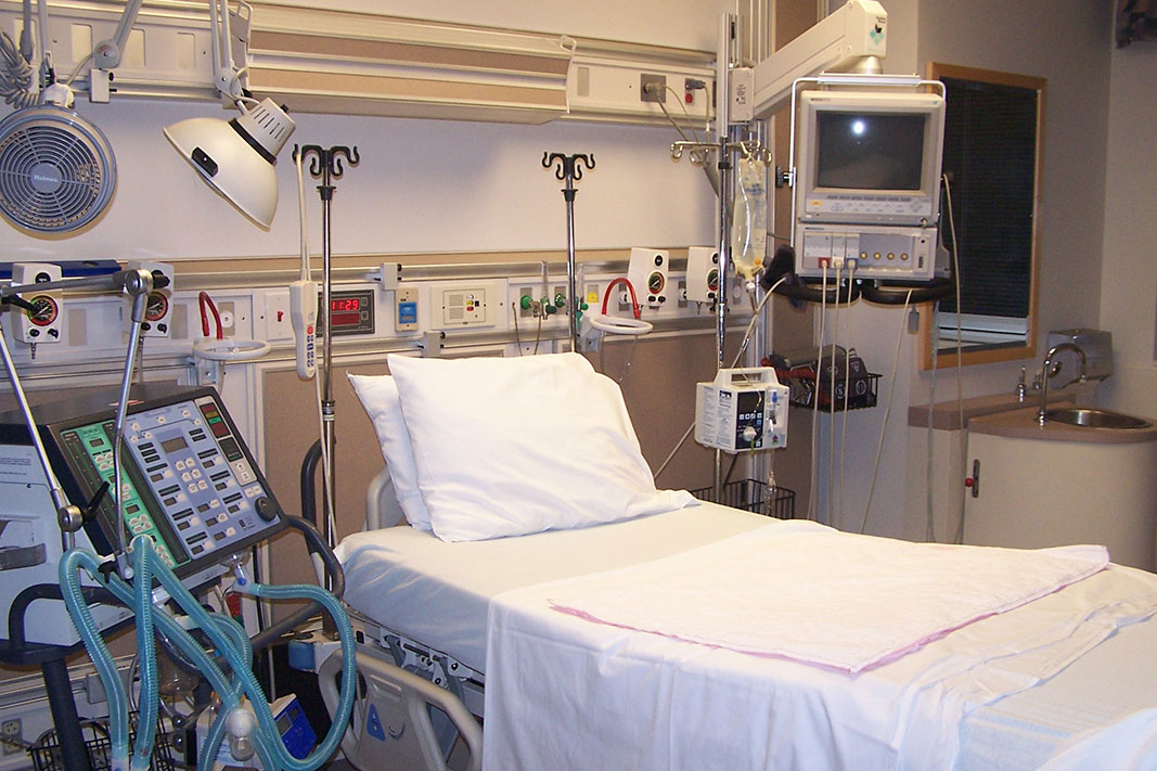 Intensive Care Unit (ICU)